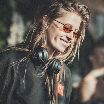 Charlotte de Witte - Music and Event Shoots Collection in charlottedewittemusic_3139692167781460320_10304447.jpg - hidden celebrity photo